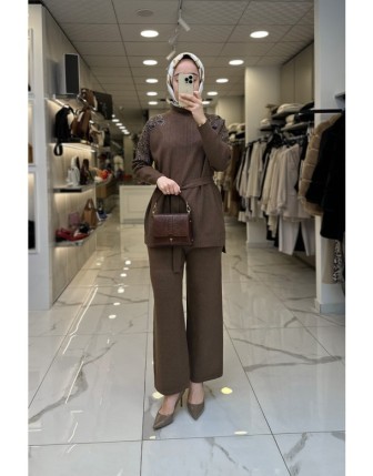 Tığ Triko Kahverengi Leopar Payetli Takım