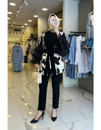 Miaruj Siyah Desenli Kolu Organize Detaylı Kuşaklı Takım