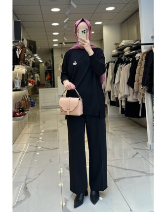 Tığ Triko Siyah Dikiş Detaylı Tunik