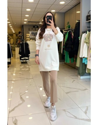On Fashıon Ekru figür Detaylı Yazılı Uzun Sweat