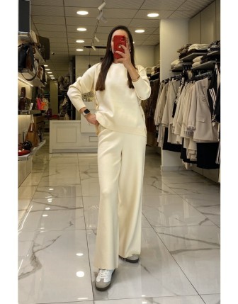 On Fashıon Krem Düğme Detaylı Triko Takım