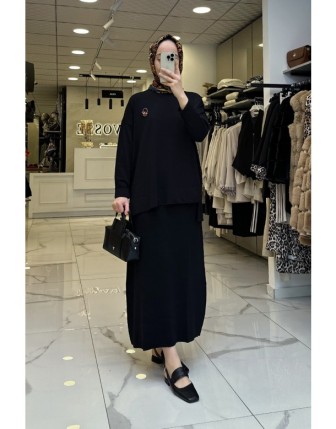 Tığ Triko Siyah Etekli Rayon Takım