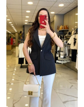 On Fashıon Siyah Çizğili Düğme Detaylı Büzğülü Yelek