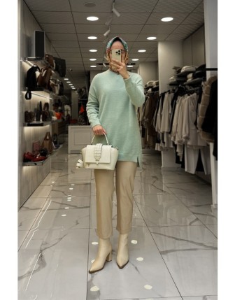 Tığ Triko Yeşil Aksesuralı Angora Tunik