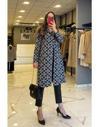 On Fashıon Siyah Zımba Detaylı Uzun Hırka