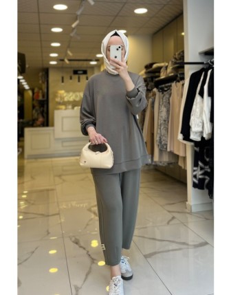 Vosse Haki Paça Detaylı Oyso Takım