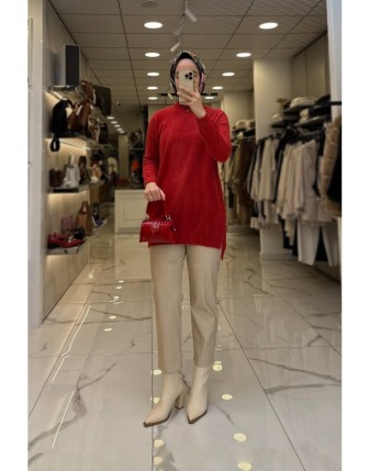 Tığ Triko Kırmızı Aksesuralı Angora Tunik